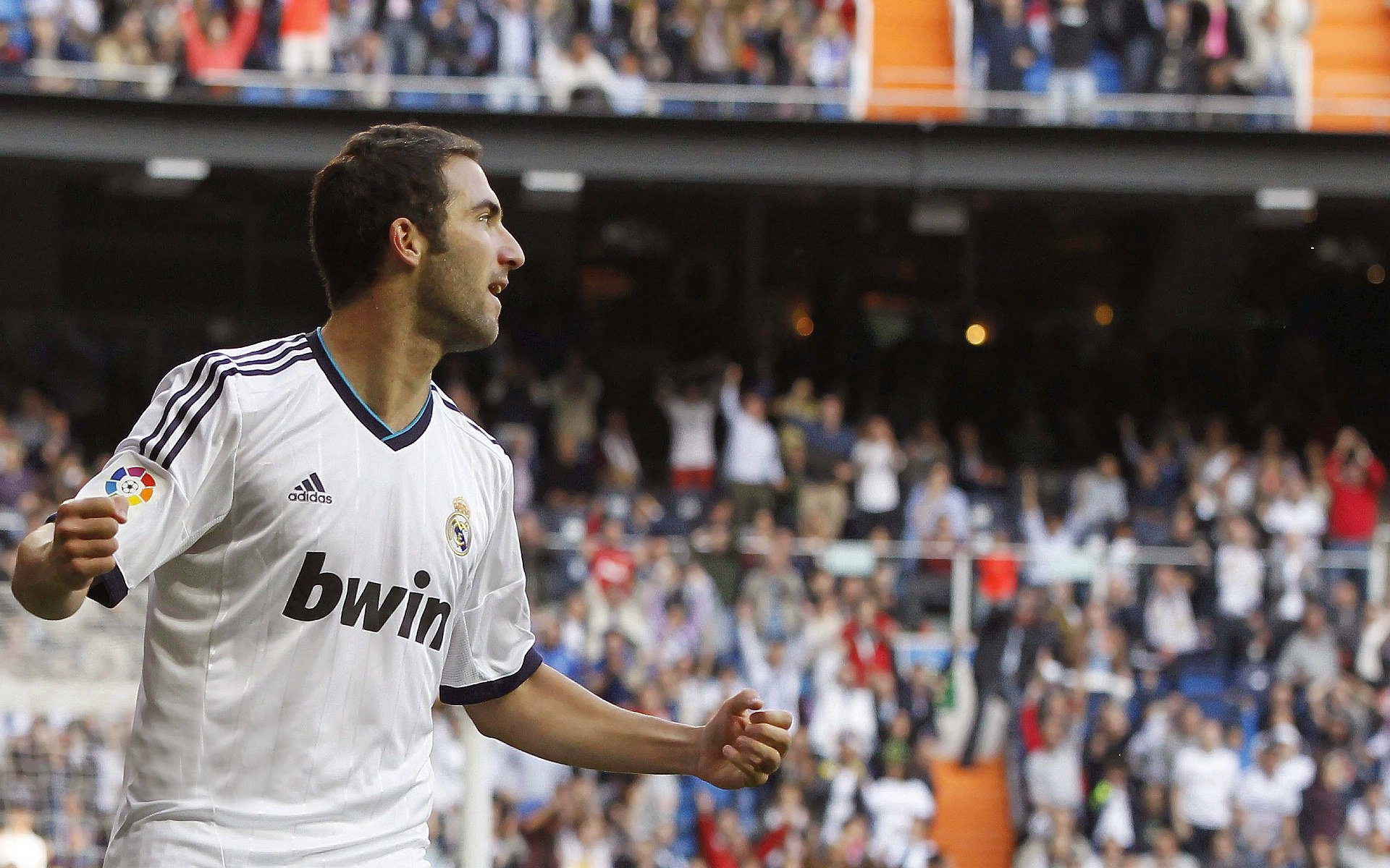 巴拉多利德客场逆转,拿下重要胜利,巴拉多利德老板